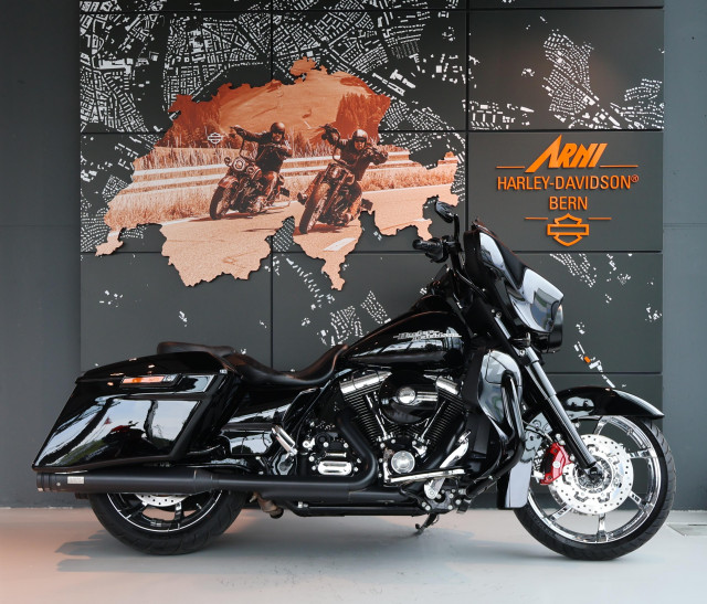 HARLEY-DAVIDSON FLHX 1690 Street Glide Touring Occasion