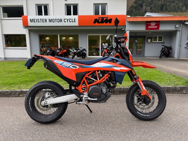 KTM 690 SMC R Supermoto Supermoto Neufahrzeug