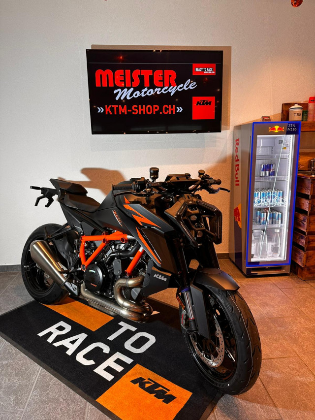 KTM 1390 Super Duke R Evo Naked Neufahrzeug