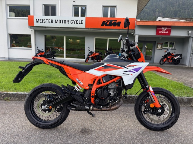 KTM 390 SMC R Supermoto Neufahrzeug