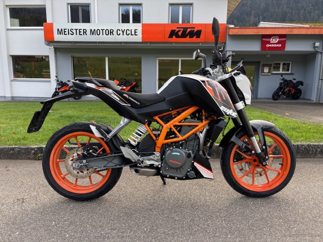KTM 390 Duke Naked Occasion