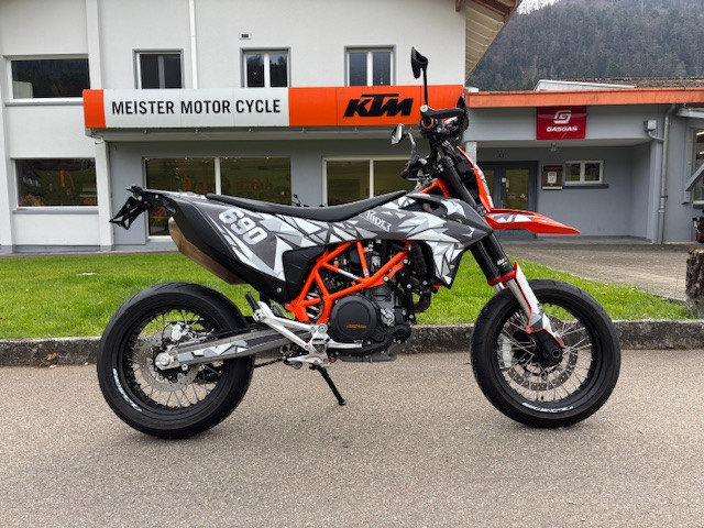 KTM 690 SMC R Supermoto Supermoto Occasion