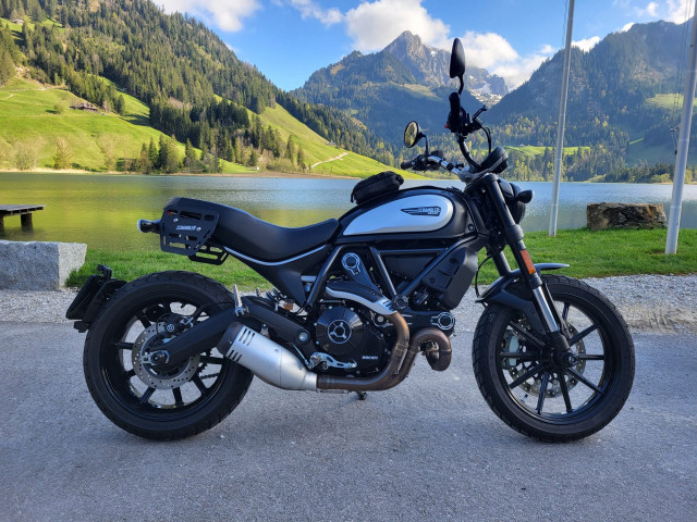 DUCATI Scrambler 803 Icon Dark Retro Usato