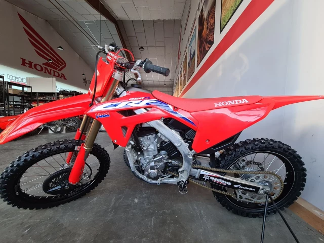 HONDA CRF 250 R Motocross Occasion