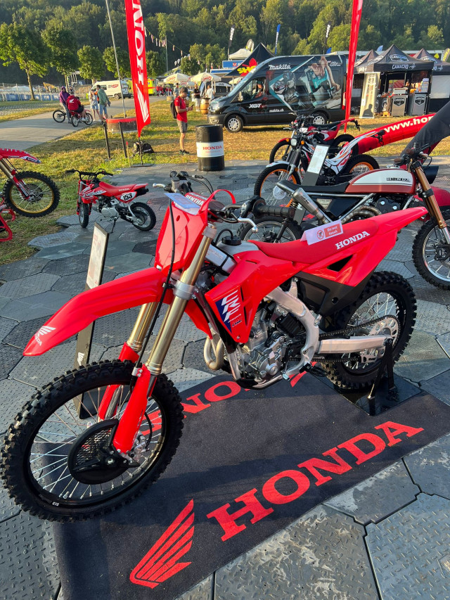 HONDA CRF 250 R Motocross Moto neuve