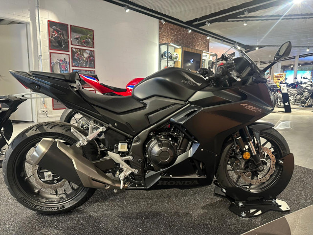 HONDA CBR 500 RA Sport Vorführfahrzeug