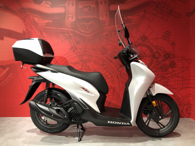 Motorcycle Sh 300 Vendita Sport Abs Vendita Sh 300 Usato Vendo