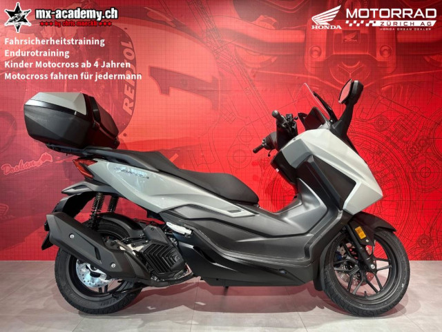 HONDA NSS 125 Forza Scooter Moto neuve