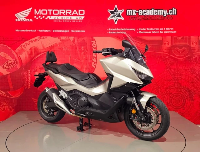 HONDA NSS 750 Forza Roller Neufahrzeug