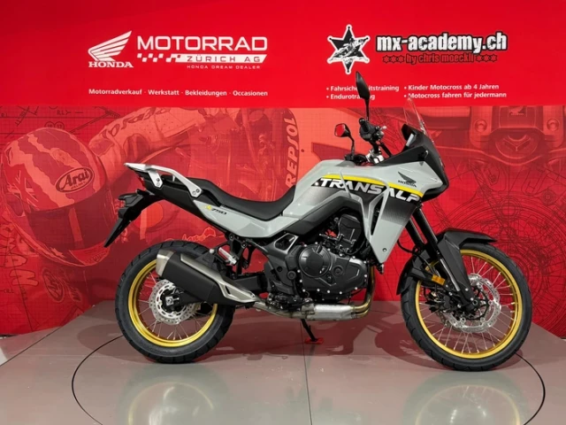 HONDA XL 750 Transalp Gray Enduro Neufahrzeug HONDA XL 750 Transalp Gray Enduro Neufahrzeug