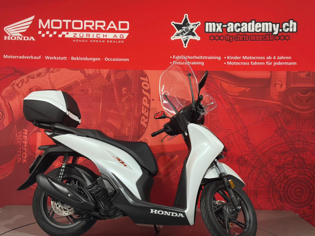 HONDA SH 125 Roller Vorführfahrzeug HONDA SH 125 Roller Vorführfahrzeug