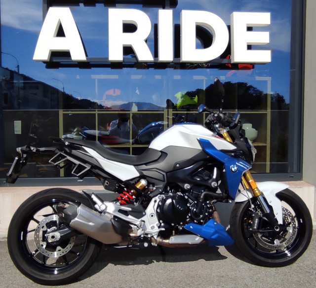 BMW F 900 R A2 Sport Naked Demo vehicle