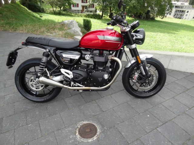 TRIUMPH Speed Twin 1200 Retro Occasion