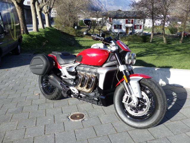 TRIUMPH Rocket 3 R Custom Occasion TRIUMPH Rocket 3 R Custom Occasion