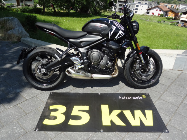 TRIUMPH Trident 660 Naked Occasion