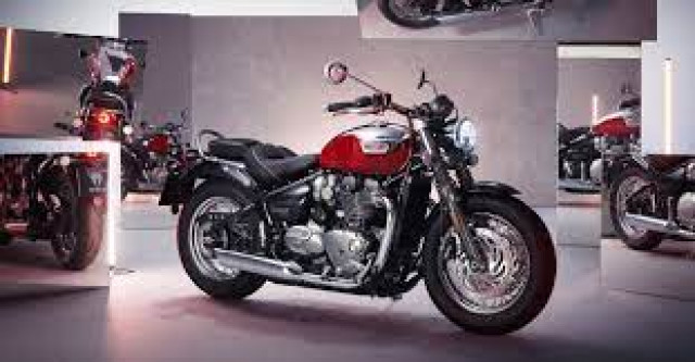 TRIUMPH Bonneville Bobber 1200 Chrome Edition Retro New vehicle