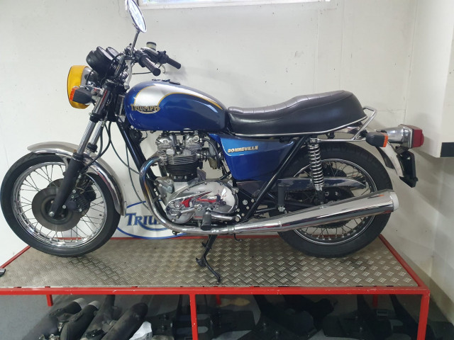 TRIUMPH Bonneville T140 Naked Occasion