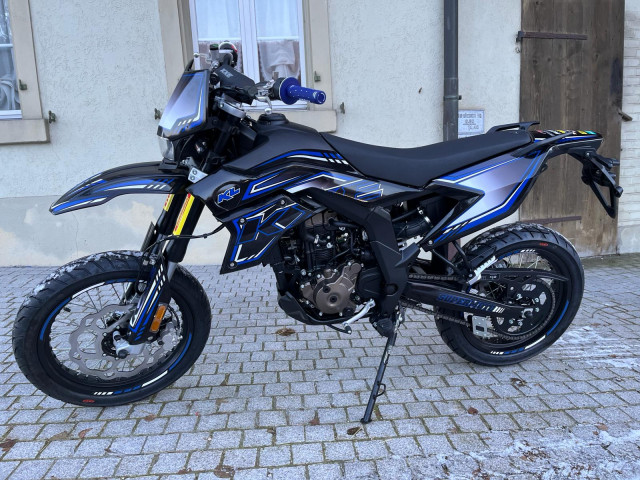 KL KXE 125 Supermoto Usato