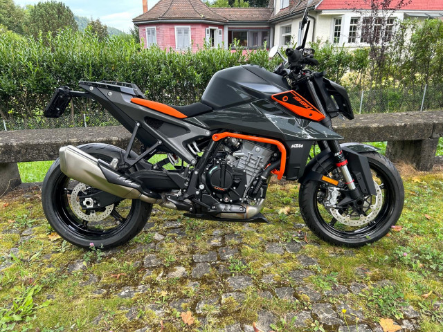 KTM 990 Duke Naked Occasion