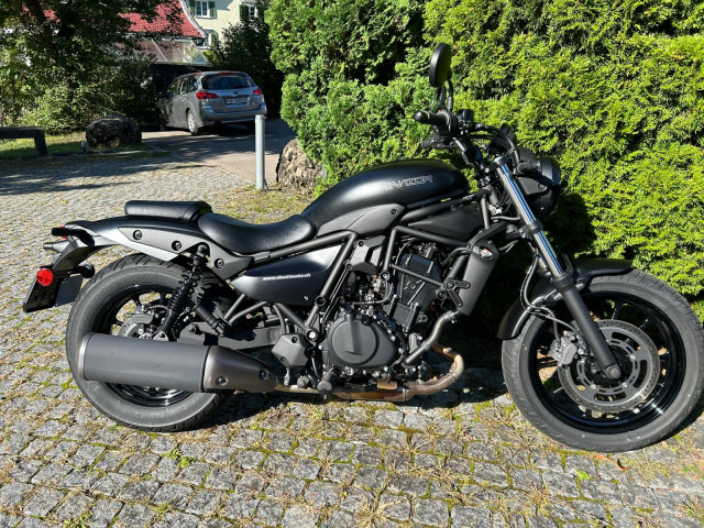 KAWASAKI Eliminator 500 Custom Vorführfahrzeug