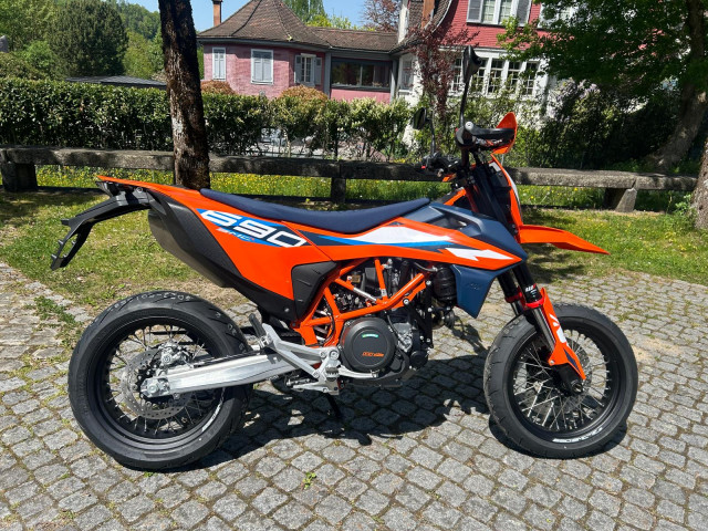 KTM 690 SMC R Supermoto Supermoto Occasion
