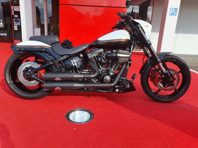 HARLEY-DAVIDSON FXSBSE 1801 CVO Pro Street Breakout Custom Used