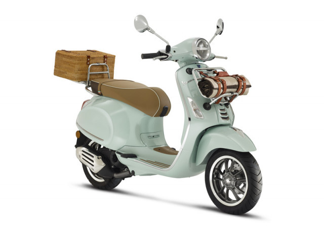 PIAGGIO Vespa Primavera 125 Scooter Moto nuova