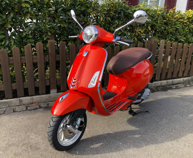 PIAGGIO Vespa Primavera 125 Scooter Moto neuve