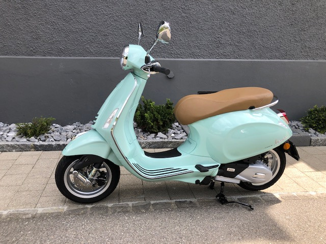 PIAGGIO Vespa Primavera 125 Roller Neufahrzeug