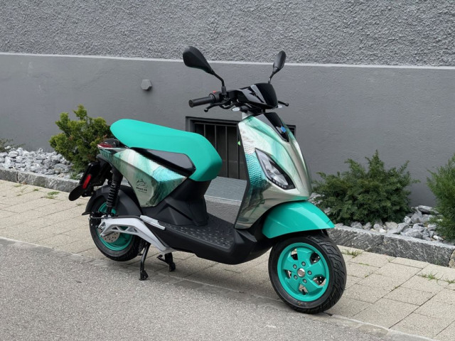 PIAGGIO 1 Active Scooter Moto neuve