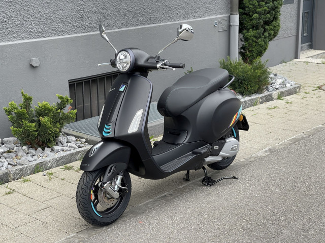 PIAGGIO Vespa Primavera 125 Scooter Moto neuve