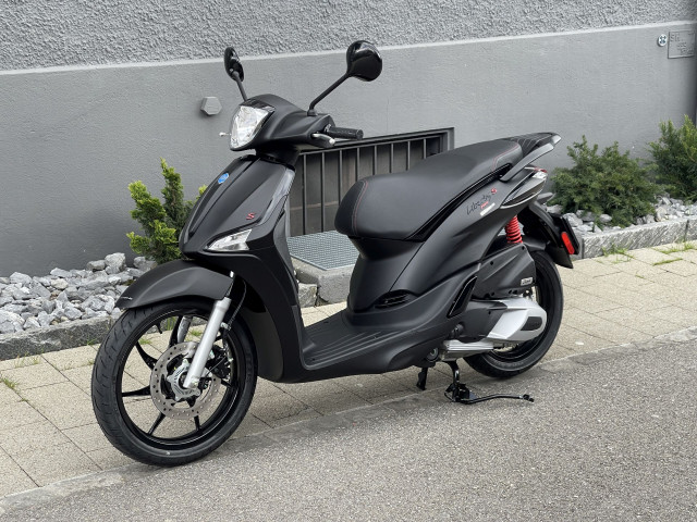 PIAGGIO Liberty 125 Scooter Moto nuova