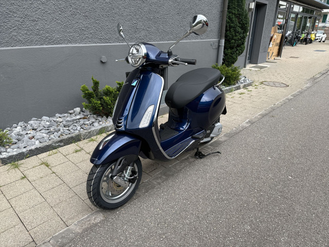 PIAGGIO Vespa Primavera 125 Roller Neufahrzeug