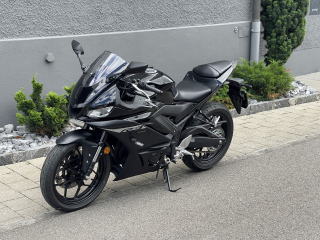 YAMAHA R3 Sport New vehicle