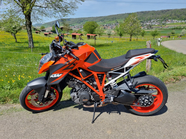 KTM 1290 Super Duke R Naked Usato