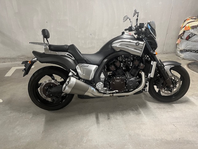 YAMAHA VMX 1700 V-Max Naked Used