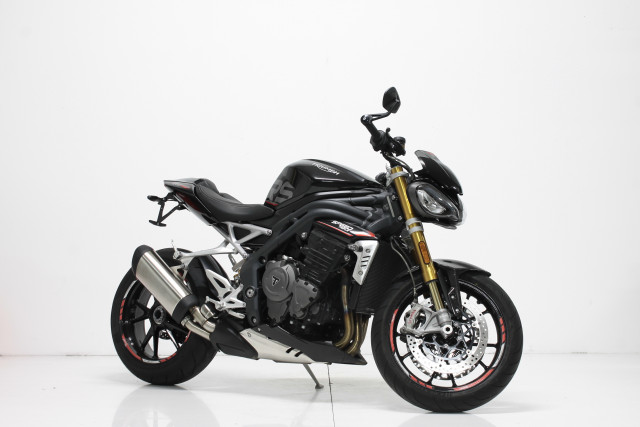 TRIUMPH Speed Triple 1200 RS Naked Used