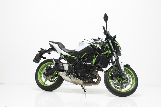 KAWASAKI Z 650 Naked Usato