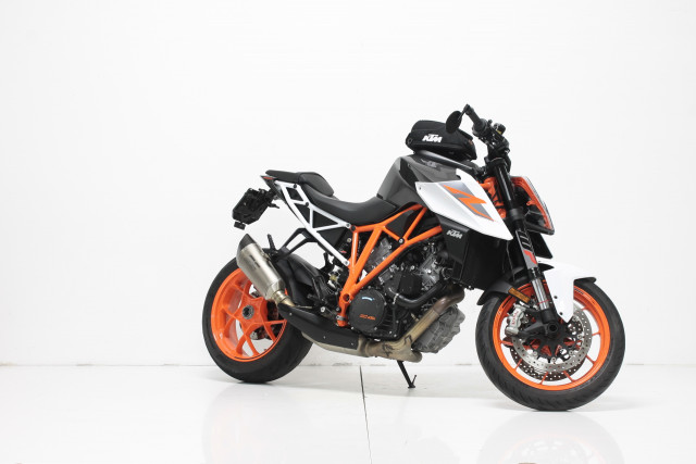 KTM 1290 Super Duke R Naked Usato