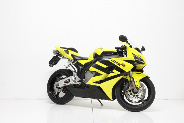 HONDA CBR 1000 RR Fireblade Sport Occasion