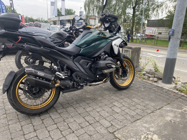 BMW R 1300 GS Triple Black Enduro Usato