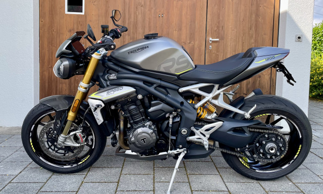 TRIUMPH Speed Triple 1200 RS Naked Usato