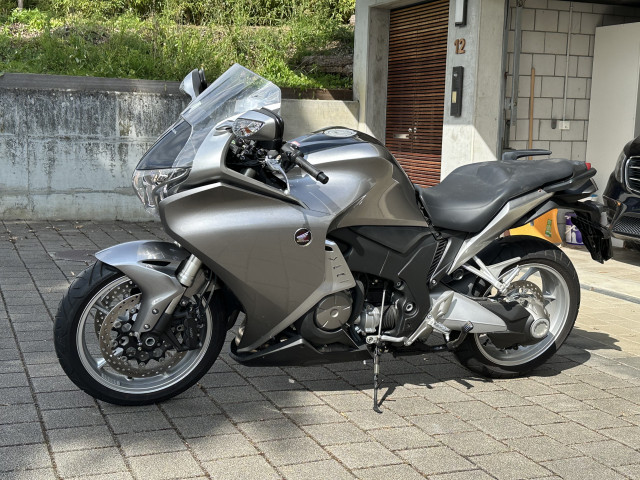 HONDA VFR 1200 FA Touring Occasion