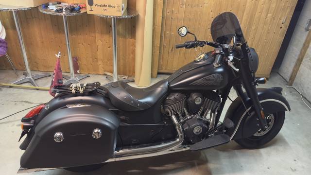 INDIAN Chief Dark Horse Custom Neufahrzeug