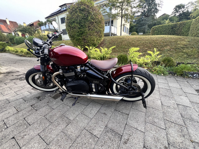 TRIUMPH Bonneville Bobber 1200 Retro Usato