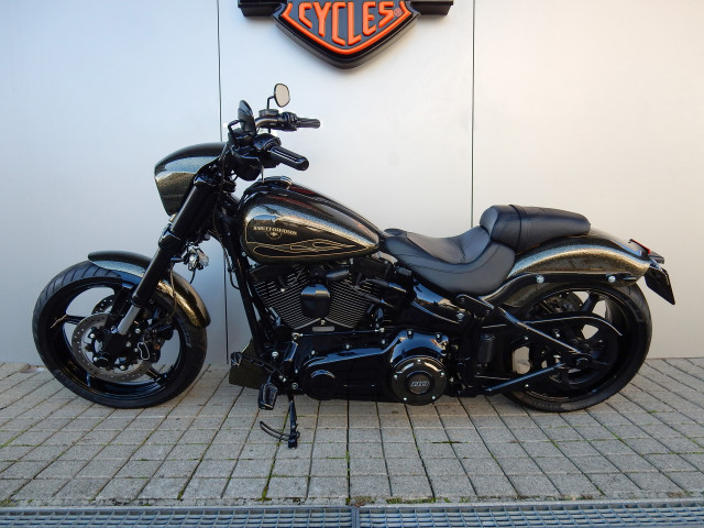 HARLEY-DAVIDSON FXSBSE 1801 CVO Pro Street Breakout Custom Occasion