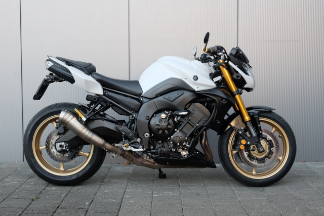 YAMAHA FZ 8 N Naked Usato