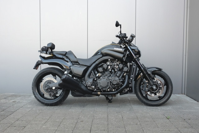 YAMAHA VMX 1700 V-Max Naked Occasion