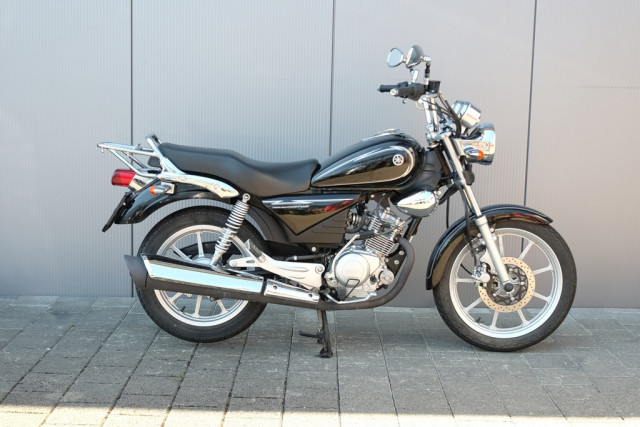 YAMAHA YBR 125 Custom Custom Occasion