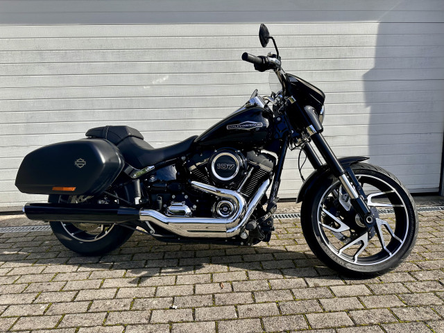 HARLEY-DAVIDSON FLSB 1745 Softail Sport Glide 107 Custom Occasion